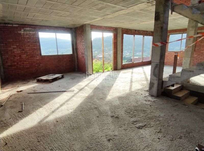 Foto 9d379a42-223f-4266-be16-30ae1e9294b3. Casa amb aparcament a Tomiño