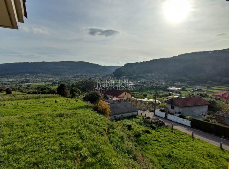 Foto b0ae80e9-e66f-4ecd-a4f4-cf36400d51d2. Casa amb aparcament a Tomiño