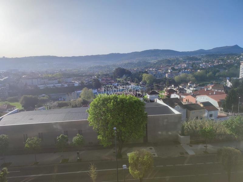 Foto ba9003bc-125c-4068-9150-c846eaf309a6. Appartamento con parcheggio in O Castro Vigo