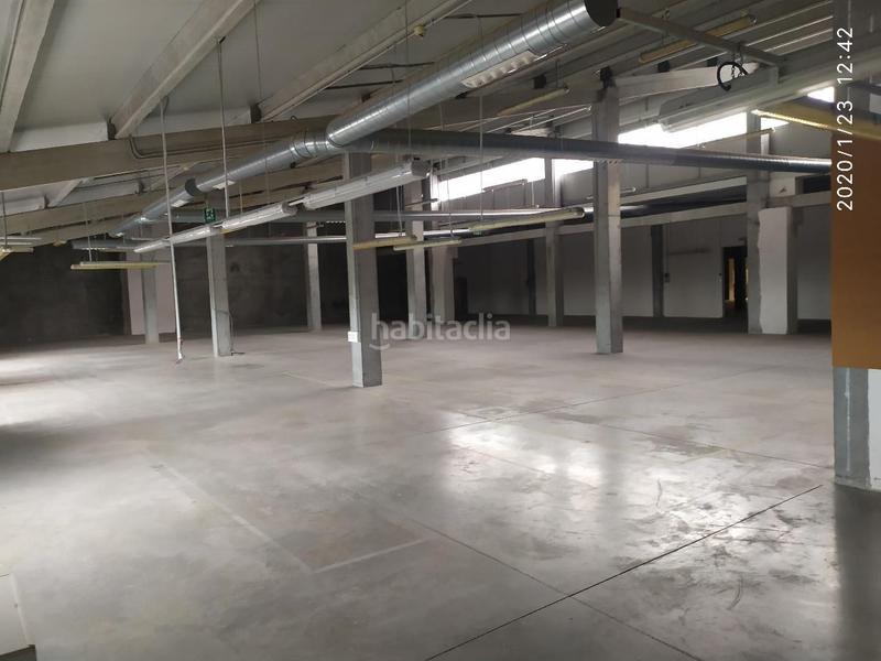 Foto d054bfc3-8f10-4c4a-b813-9c04786077fa. Fabrikhalle in Valadares - Beade Vigo