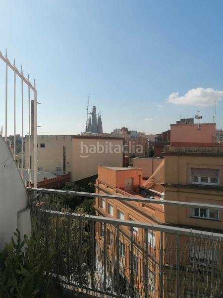 Foto 1025b14e-268e-4377-a134-cfb9bbb48a9a. Alquiler ático atico zona hospitales st pau y cruz roja en Barcelona