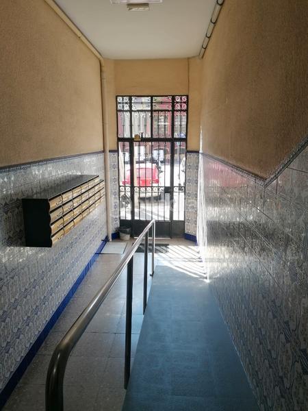 Foto c7eaeb1d-1dac-4159-8112-6b55d34951e9. Alquiler ático atico zona hospitales st pau y cruz roja en Barcelona