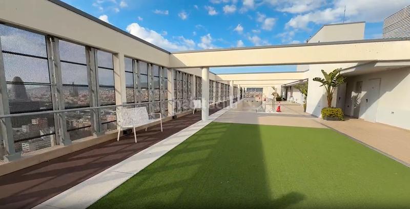 Foto f8166e24-043e-4a73-8e01-8d169fba4e3c. Alquiler piso ático premium de 150 m² en planta 25ª con vistas icónicas a en Barcelona