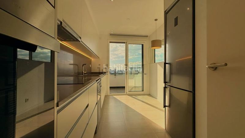 Foto f0d01b31-a2b4-43c5-b1dc-a8706f5756d9. Rent flat with heating parking pool in Poblenou Barcelona