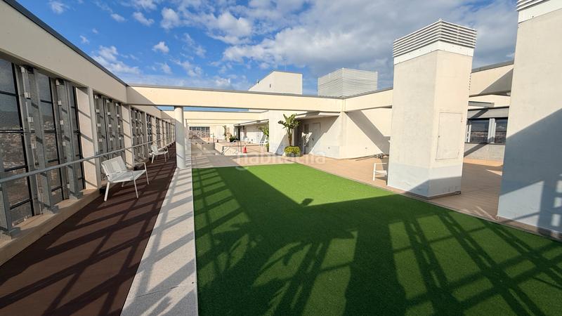 Foto 50c8acff-3912-42b5-acd3-5b1aafebdd99. Location attique avec chauffage piscine dans Poblenou Barcelona