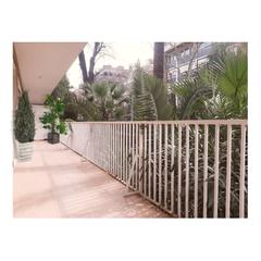 Location Appartement à Tres Torres. Piso sarria con terraza jardín y 2 plazas parking