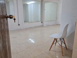 Local Comercial en Carrer d'En Singuerlin