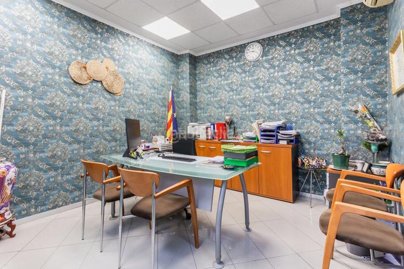 Foto 1c9f4796-40d4-49ca-bf27-8f6ff7ed2319. Local comercial en Raval Barcelona