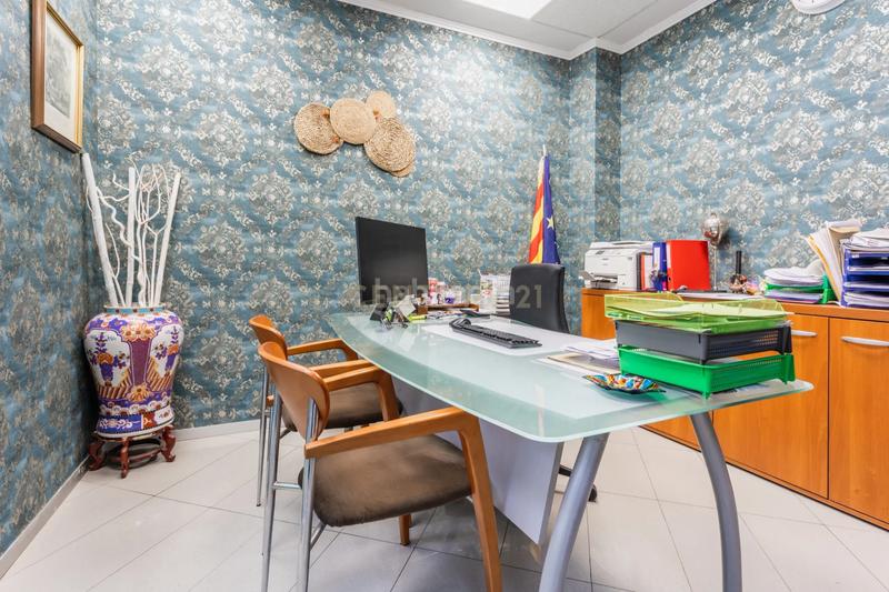 Foto 39c33291-e457-448d-b615-060321525780. Local comercial en Raval Barcelona
