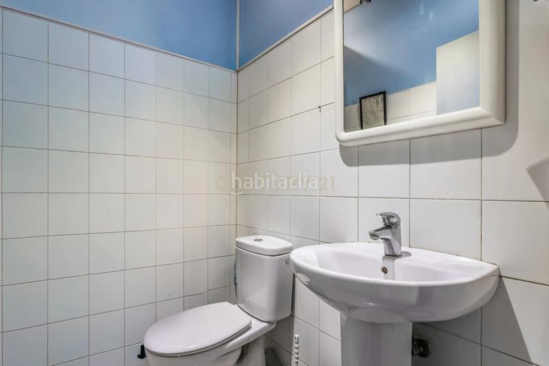 Foto cb81fdf0-804d-45b2-91ac-2fc42028d670. Local comercial en Raval Barcelona