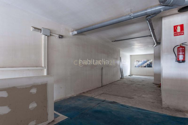Foto 1824d48b-4d9e-43e0-9aae-da6f6dd4124e. Local comercial en rambla de modolell en Centre Viladecans