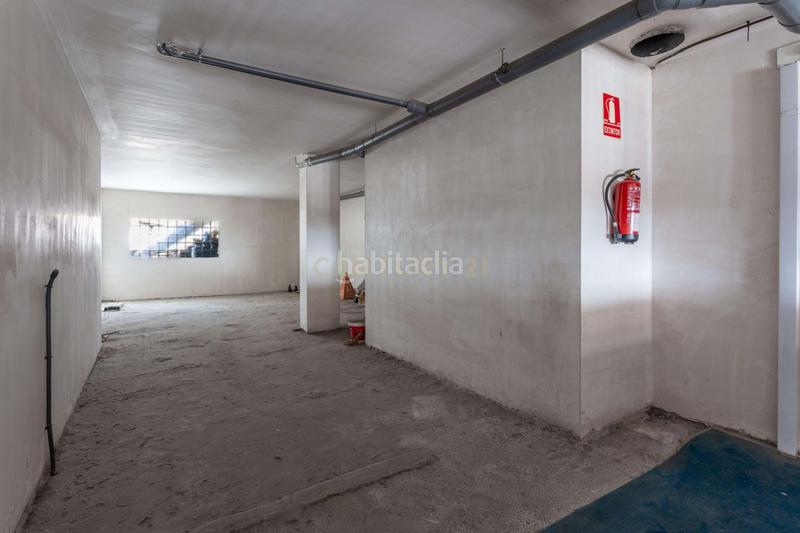 Foto 53ce6bef-8693-4934-ae4a-6bbab57b1976. Local comercial en rambla de modolell en Centre Viladecans