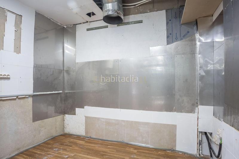 Foto 9f73296c-d763-48c3-9a1b-570db2b90d11. Local comercial en torrent d'en negre en Eixample Sant Joan Despí