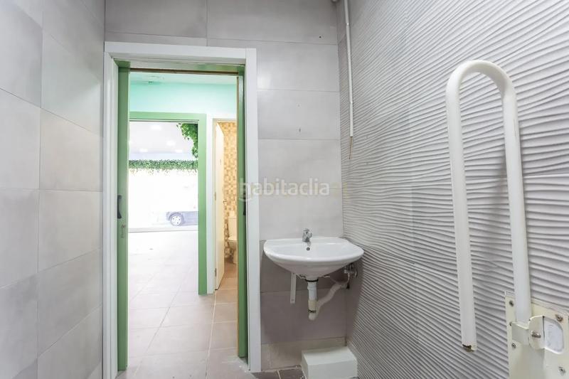 Foto b95362ae-4772-4e69-a448-881eaef84f11. Local comercial en torrent d'en negre en Eixample Sant Joan Despí