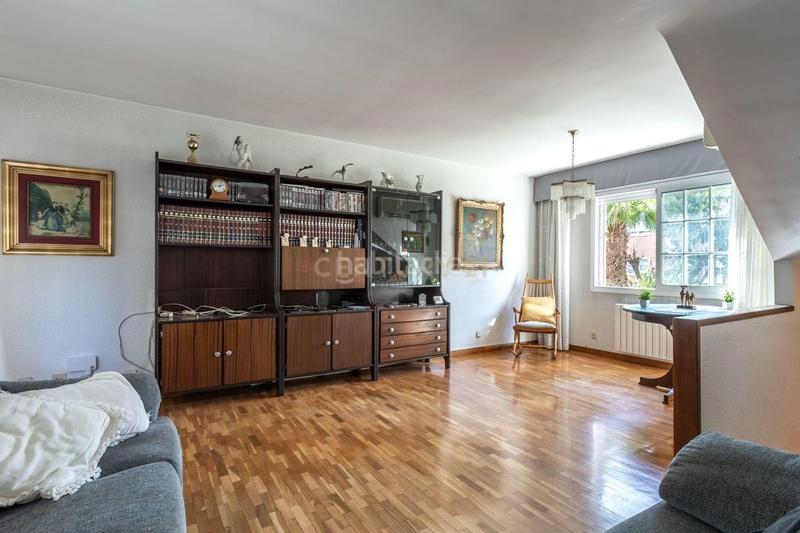 Foto 71d6c88b-6335-4ec8-b546-3a8cdfd63d46. Casa con riscaldamento parcheggio in Passeig Maragall Gavà