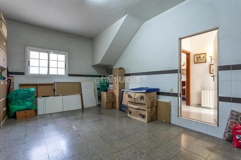 Foto 818e19ce-de6b-4a71-be62-a87af435f2cb. Casa con riscaldamento parcheggio in Passeig Maragall Gavà