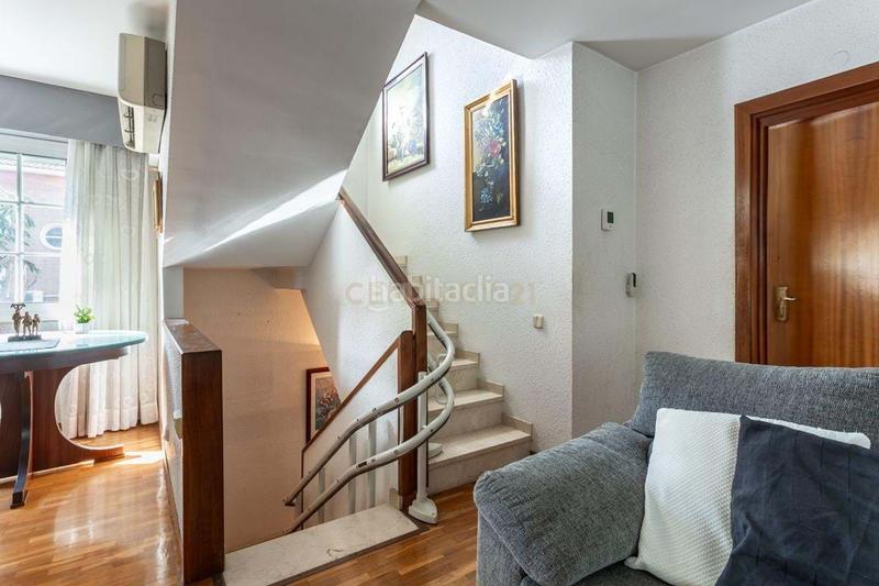 Foto 9d4166b9-6e7f-4cf4-a55c-a039b5f56bb1. Casa con riscaldamento parcheggio in Passeig Maragall Gavà