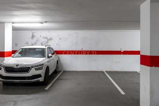 Parking coche en Fort Pienc