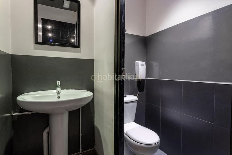 Foto 60a5ac34-e447-4b4c-baad-616e7fb7953c. Local comercial en carrer de jacint verdaguer en Centre Sant Joan Despí