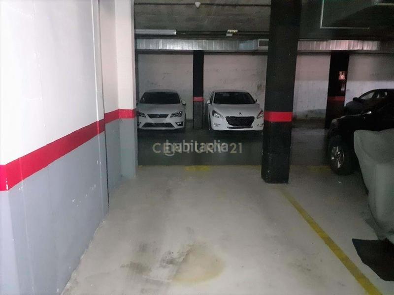 Foto ace8b189-bfc7-4ddb-94ab-d09df6e9d5d0. Parking coche en Marianao Sant Boi de Llobregat