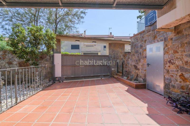 Foto bab9997e-1620-4c77-8d88-e24bedac7fda. Casa en de les aigues en Tiana