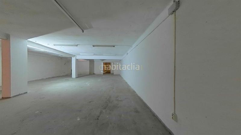 Foto 8d2ac4fe-17ce-4836-bdcf-5d38e7454d1b. Local comercial a diagonal 17 a Centre Castelldefels