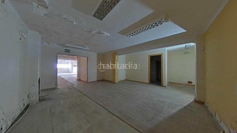 Foto d3a4838b-aaa4-44b6-8d56-c6791c0a2a04. Local comercial a diagonal 17 a Centre Castelldefels