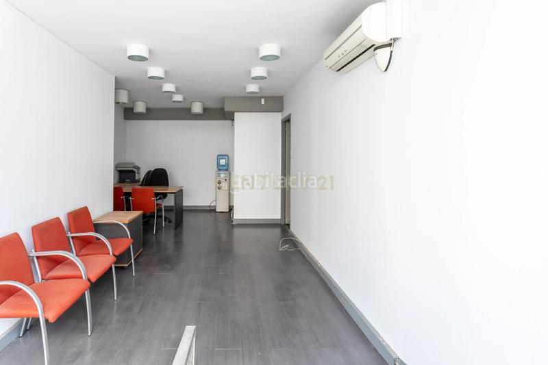 Foto afb58121-7399-45e0-8116-b06f7ed2ef9d. Local commercial dans rambla de modolell dans Centre Viladecans