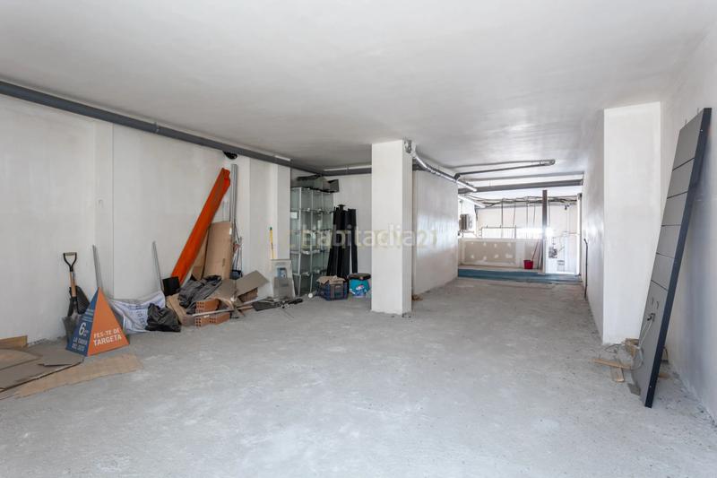 Foto f321b041-dd3d-4fec-bf61-56724623427a. Local commercial dans rambla de modolell dans Centre Viladecans