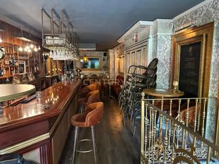 Transfer Business premise in Calle loreto  30. Traspaso de coctelería en calle loreto les corts  barcelona