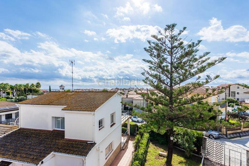 Foto 0c3d1301-45be-4f39-a5f5-6b9645e85488. Xalet a carrer narcís oller a Pinemar Pineda de Mar