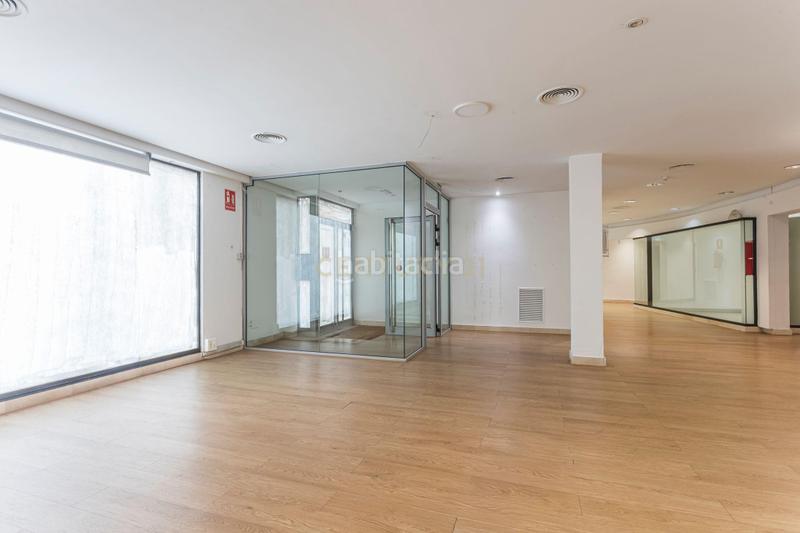 Foto 1ddf7094-f6e7-4578-9668-b51b41e5bdd5. Geschäftsraum in carrer del tibidabo in Les Planes Sant Joan Despí