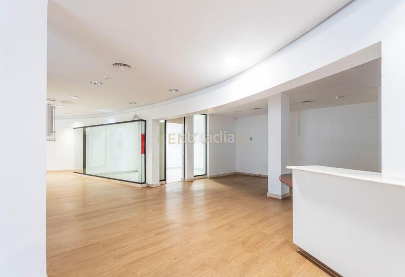 Foto 1e5526a5-f787-4de4-97ee-328c256986f8. Geschäftsraum in carrer del tibidabo in Les Planes Sant Joan Despí