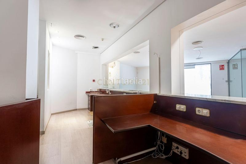 Foto 95e18125-38b2-4608-95a3-29bc017655d5. Geschäftsraum in carrer del tibidabo in Les Planes Sant Joan Despí