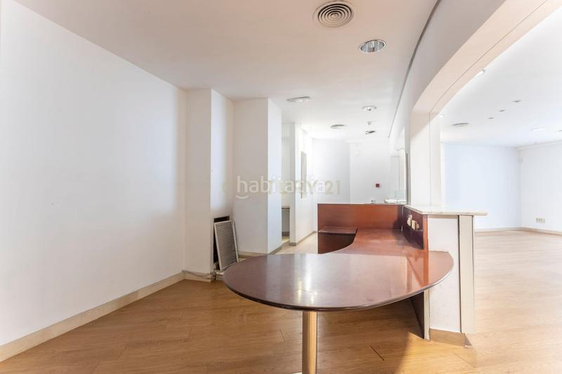 Foto b9d1b4bf-8a79-443b-a34c-4e79fdad7ce8. Geschäftsraum in carrer del tibidabo in Les Planes Sant Joan Despí