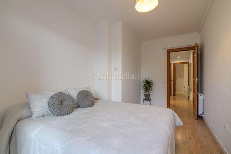 Foto 174ac3dc-a076-40a6-9a1d-2459cb165bf6. Flat in rambla josep maria jujol in Eixample Sant Joan Despí