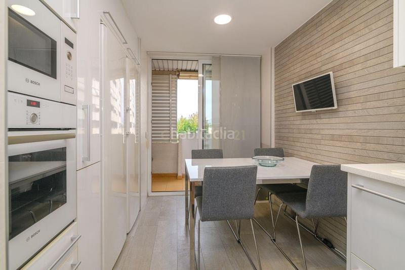 Foto c38fc7ee-d739-40fc-97d3-6e0cec434f12. Flat in rambla josep maria jujol in Eixample Sant Joan Despí