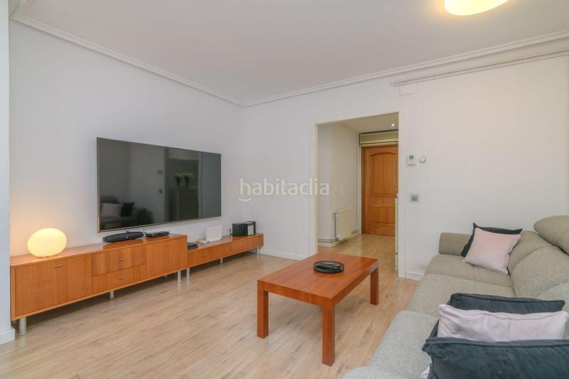 Foto e97e0f72-449f-4b84-aee5-d2fd175fb222. Flat in rambla josep maria jujol in Eixample Sant Joan Despí