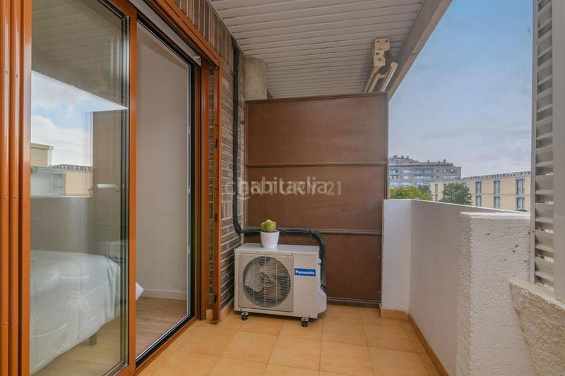 Foto edee68ad-82d7-48ab-bb34-de92d2697202. Flat in rambla josep maria jujol in Eixample Sant Joan Despí