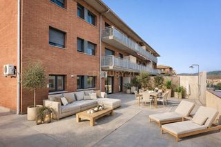 Pis a Carrer lluís companys, sant celoni, spain. Piso con espectacular terraza de 125 m y garaje en sant celoni