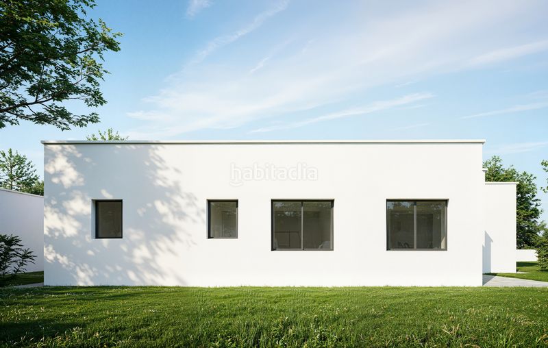 Foto f74918bd-adf1-4b6d-8483-3eb9d18f8d31. Casa 120m<sup>2</sup> amb calefacció aparcament piscina a Corbera de Llobregat