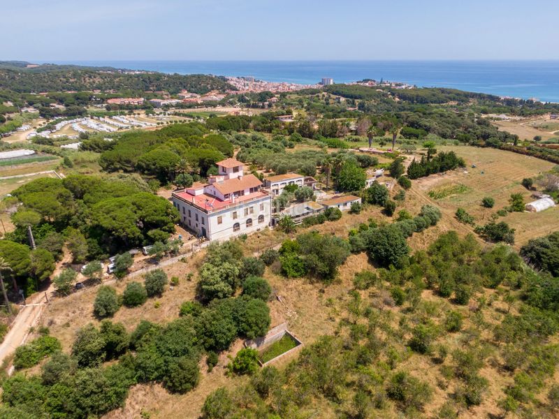 Foto ecebb9d0-2e90-4724-9d5d-600b51f7179d. Country house in Centre Arenys de Mar