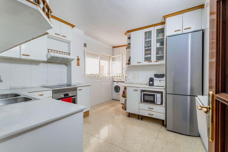 Foto afdf9778-4e31-49cf-8c91-e5cdc892847c. Apartament a avinguda de la generalitat a Torreblanca Sant Joan Despí