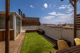 Apartament a Carretera de collblanc, l'hospitalet de llobregat, spain. Espectacular ático dúplex con 120 m de terraza en collblanc