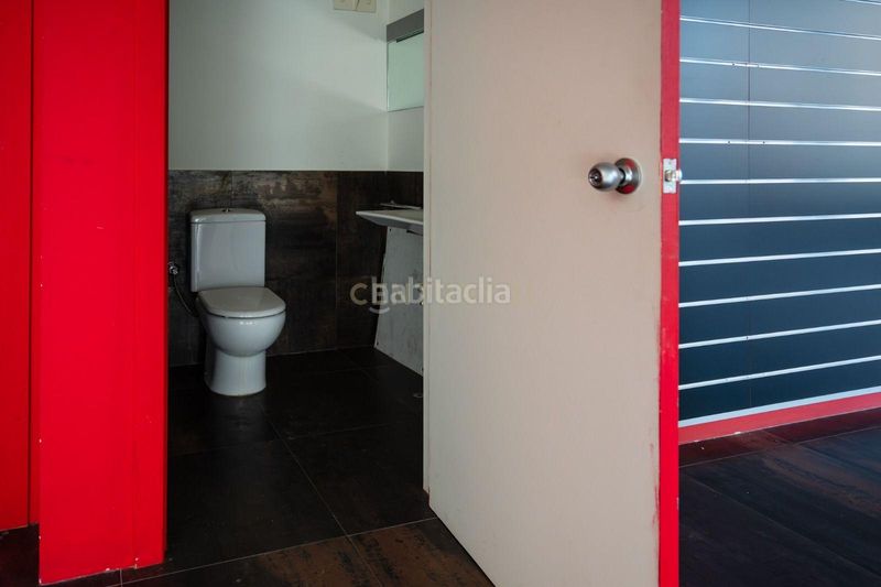 Foto 5d6289c5-75b1-41d1-8e0d-a592f0b40b13. Local comercial a carrer del bruc a Valldaura-Carretera de Cardona Manresa