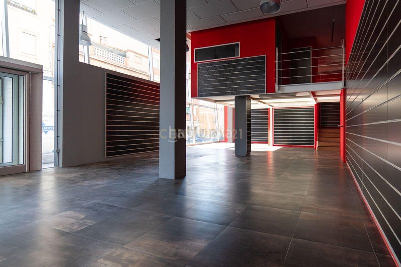 Foto 7b3fa92a-2017-4e28-af93-578b805c86f5. Local comercial a carrer del bruc a Valldaura-Carretera de Cardona Manresa