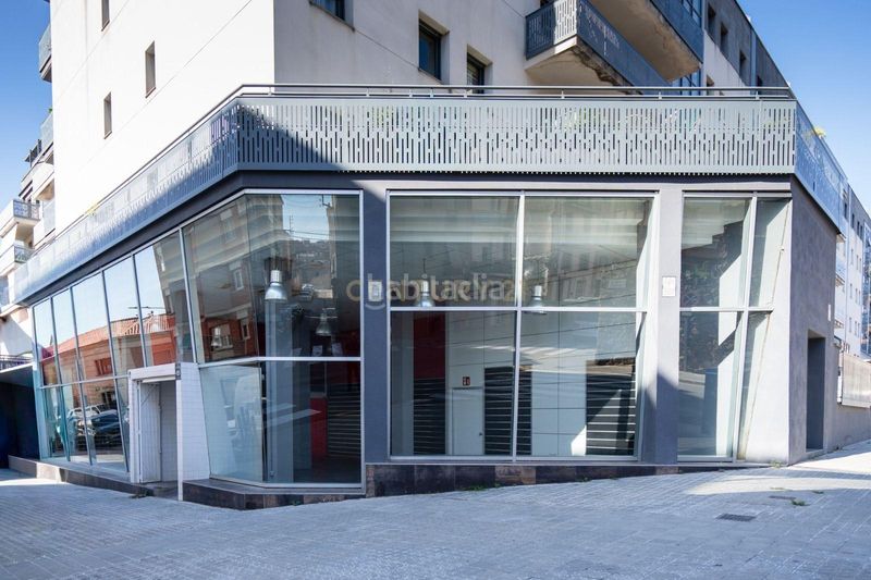 Foto ba939331-fe78-41de-b50d-cc27b13d4403. Local comercial a carrer del bruc a Valldaura-Carretera de Cardona Manresa