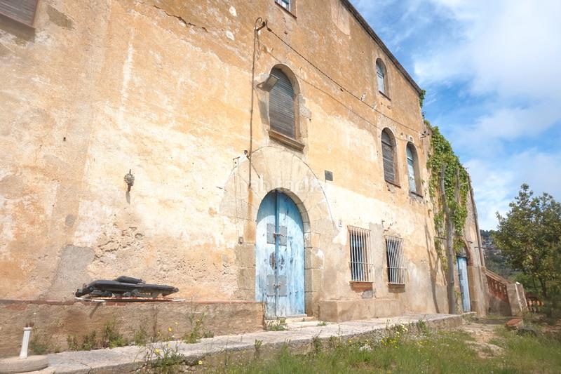 Foto dcbf8db9-0478-44b7-b2d6-8156f9ca8777. Masía masia en can cornet en Pinemar Pineda de Mar