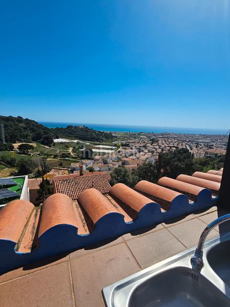 Foto 7b6e7e1b-632a-4de3-9ddc-0236ab66da26. Chalet casa en urb. Pinemar con licencia turistica en Pineda de Mar