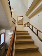 Edificio en Maanet de Cabrenys. Hotel en venta a rehabilitar en maanet de cabrenys